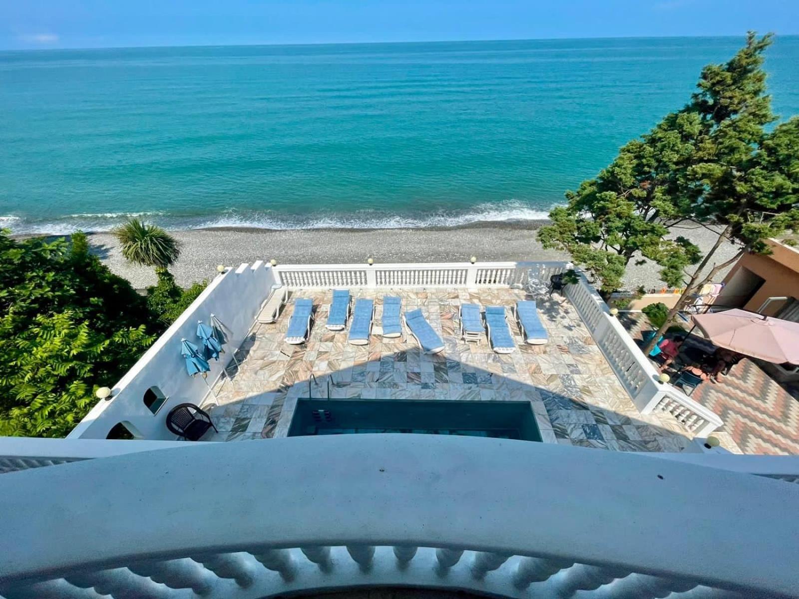 Hotel Tramonto ชากวี ภายนอก รูปภาพ