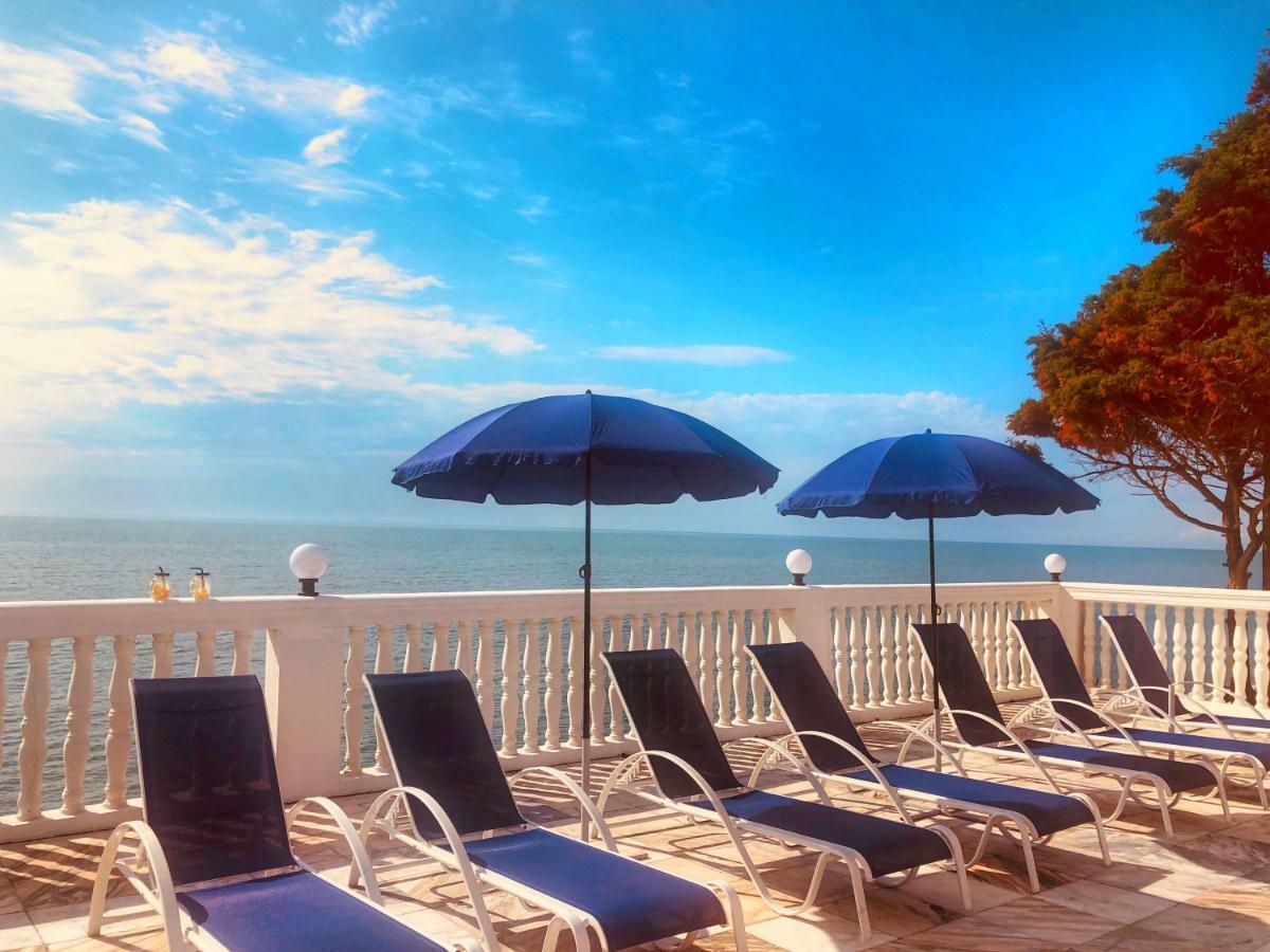 Hotel Tramonto ชากวี ภายนอก รูปภาพ